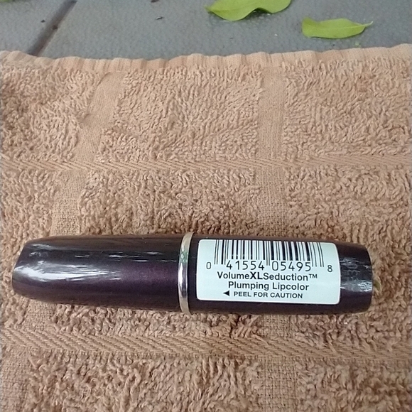 Volume xl seduction plumping lip color 640 tantali - Picture 5 of 5